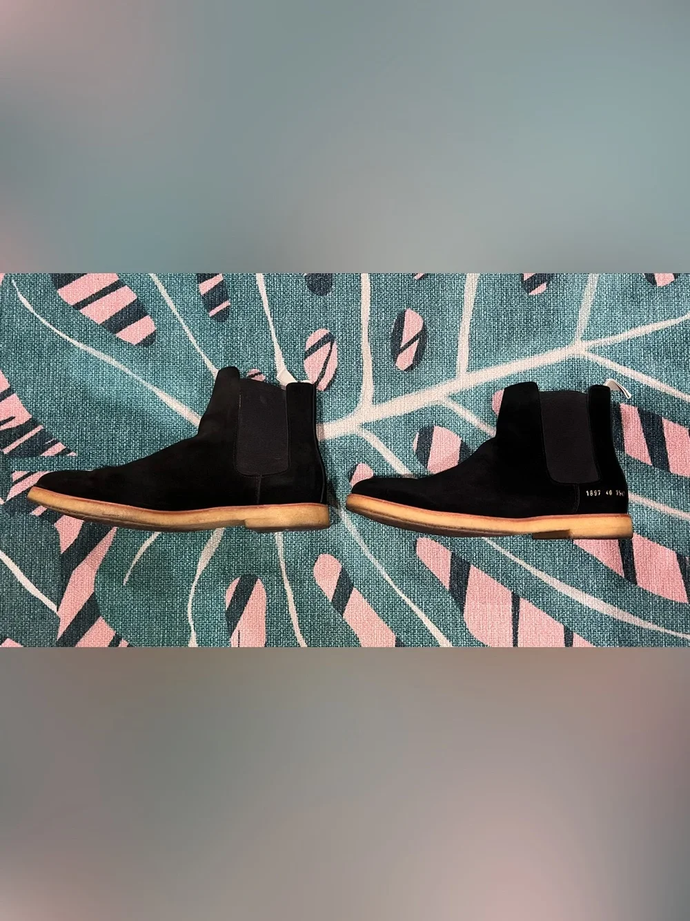 Common Projects these chelseas